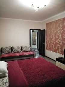 Сдам свою квартиру посуточно Небесной сотни Сити-Центр Эпицентр