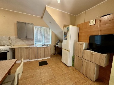 Оренда просторого будинку с. Софіївська Борщагівка