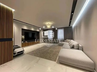 Без% Аренда двухуровневой квартиры в ЖК <a href='/newbuilding/444/view/zk-sofia-siti'>София Сити</a> Sofia City Мартинов