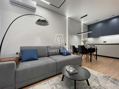 Стильна та сучасна 1 -к квартира в ЖК Варшавський плюс з генератором!