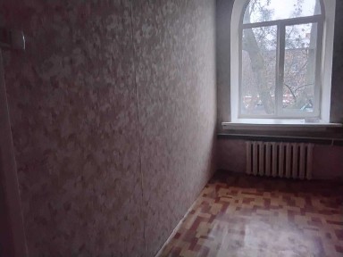 Здам 14м2 (Р-н Ц. ринку, вул. В. Чорновола, 18)