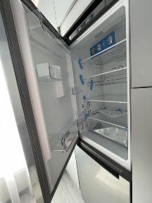 Центр, поруч ЦУМ (вул. Галицька). Підземне паркомісце. Y