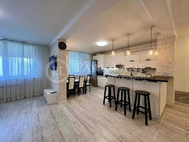 Продаж 2 кімнатної квартири з Ремонт 110м2 Осокорки вул. Чавдар 11