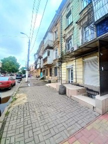 Здам магазін-офіс в центрі