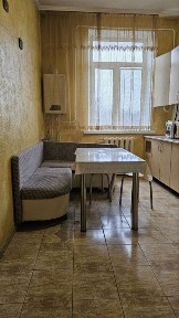 Оренда 3 кімнатної квартири Індивідуальне опалення