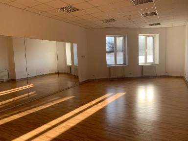 Офіс 48,9 м2 Б. Хмельницького 106 ( від власника)