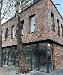 Продається фасадне комерційне приміщення біля Veles Mall та Metro