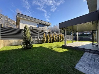 Будинок біля лісу! Обухівський напрямок. Лісники! 5 км. Києв