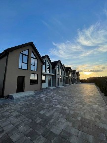 Преміальний таунхаус 100 м² - закритий комплекс. Розтермінування