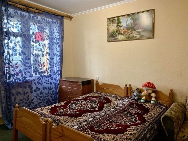 Трьохкімнатна квартира з автономним опаленням!