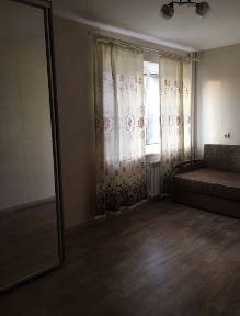 3 поверх, цегляний будинок