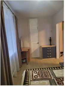 Григоровское шоссе 83а. Двухкомнатная с ремонтом. Холодная гора.