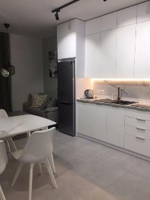 Оренда двокімнатної квартири ЖК Семицвіт