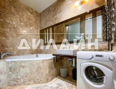 Идеальная студия с панорамным балкном на б. Шевченко