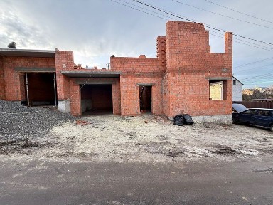 Продаж будинку (дуплекс) с. Сокільники на стадії будівництва