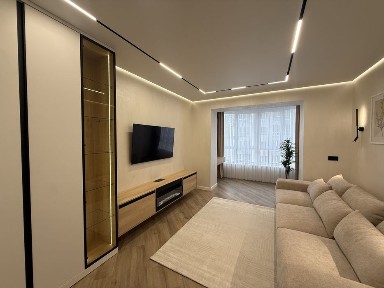 Квартира з дизайнерським ремонтом, вул. Шухевича