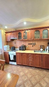 Терміновий продаж 3-кім. квартири по вул. Залізнична.