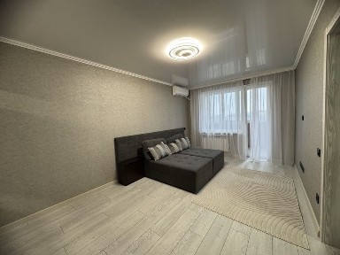 Продам 2 кімнатну квартиру Ювілейна Спаська