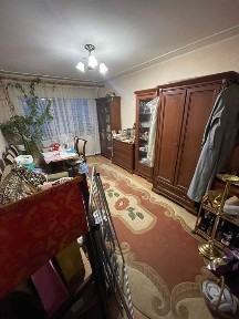 Продам 3-х ком квартиру на КОСМОНАВТОВ
