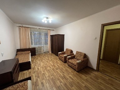 Продам 1-к чешку ж/м Тополь-3