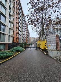 Продам квартиру у ЖК Жуковський площею 107 м², новобудова.