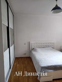 2к по вул. Дмитрівська 45, пл. Перемоги (пл. Галицька)