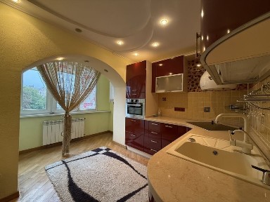 Здається в оренду 3х квартира Майдан