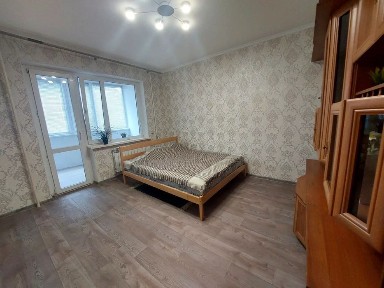 Намив продам квартиру