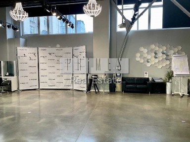 Продаж офісного приміщення 426м2 БЦ «Каньйон» Поділ