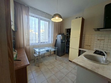 Квартира с ремонтом по отличной цене !