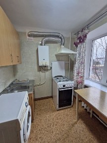 Оренда двокімнатної квартири по вулиці Грушевського