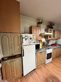 Оренда 4 кім. кв вул. Коломийська