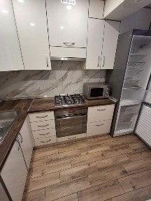 Можно на короткий! Свет не отк! Аренда 2 ком