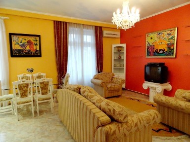 Оренда 2к квартири, Центр, Печерськ, Богомольця