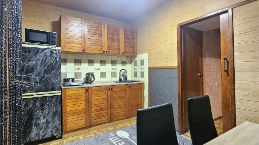 Оренда 2к розд квартири, метро Нивки, Берестейська