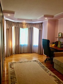 Оренда 3-х кім вул Університетська, центр