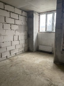 Квартира з власним двориком біля озера - рідкісна пропозиція!