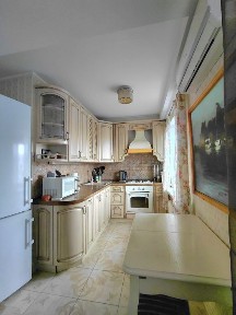 БЕЗ% ПРОДАМ 3к квартиру Оболонський пр 16А КАПРЕМОНТ Газ Метро Мінська