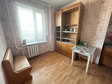 Без комиссии! Продам 1 комнатную квартиру на Высоцкого