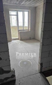 Дворівнева квартира в новому будинку з газовими котлами