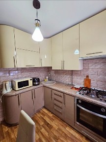 Продаж 1/2квартири в Центрі. вул. Київська.