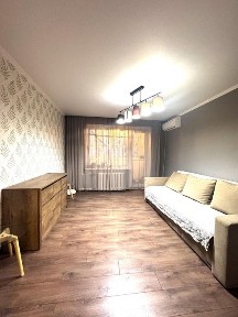 Сдам 2ком кв. Проспект Металургов, Чеботарева