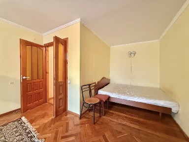 Квартира 1/х кім на Київській