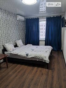 Здам подобово 1к квартиру на вул. Симоненка 105 • ID 33374801