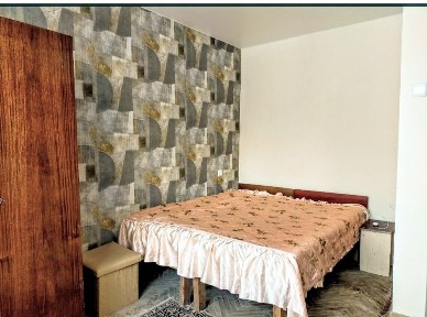 Сдам в аренду гостинку в соломенском районе