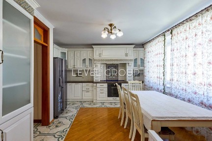 Оренда квартири, 151 м2, Оболонь, метро Мінська, Оболонські Липки