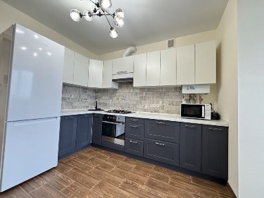 Оренда! Простора квартира 45 кв м, вул. Боголюбова, 13. Слобідка‼️