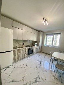 1 кімнатна Нац. Гвардії. Біля Парку.