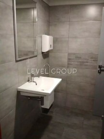 Оренда великого офісу 1175 кв. м в БЦ Кубік поруч з метро КПІ