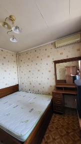 Сдам 2 комнатную квартиру м. Научная 8500+свет, вода и 50% отопление